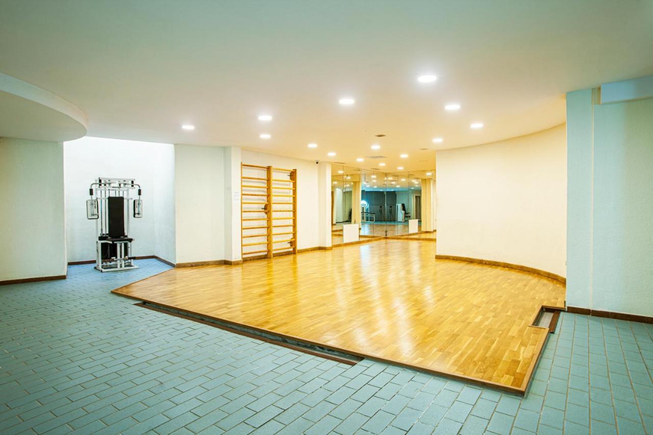 Duplex Apartment On The Beach 71 マルベーリャ エクステリア 写真