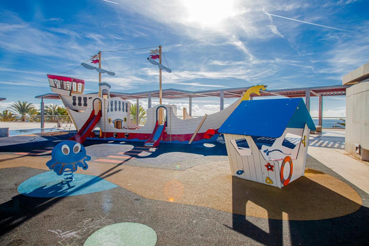 Duplex Apartment On The Beach 71 マルベーリャ エクステリア 写真