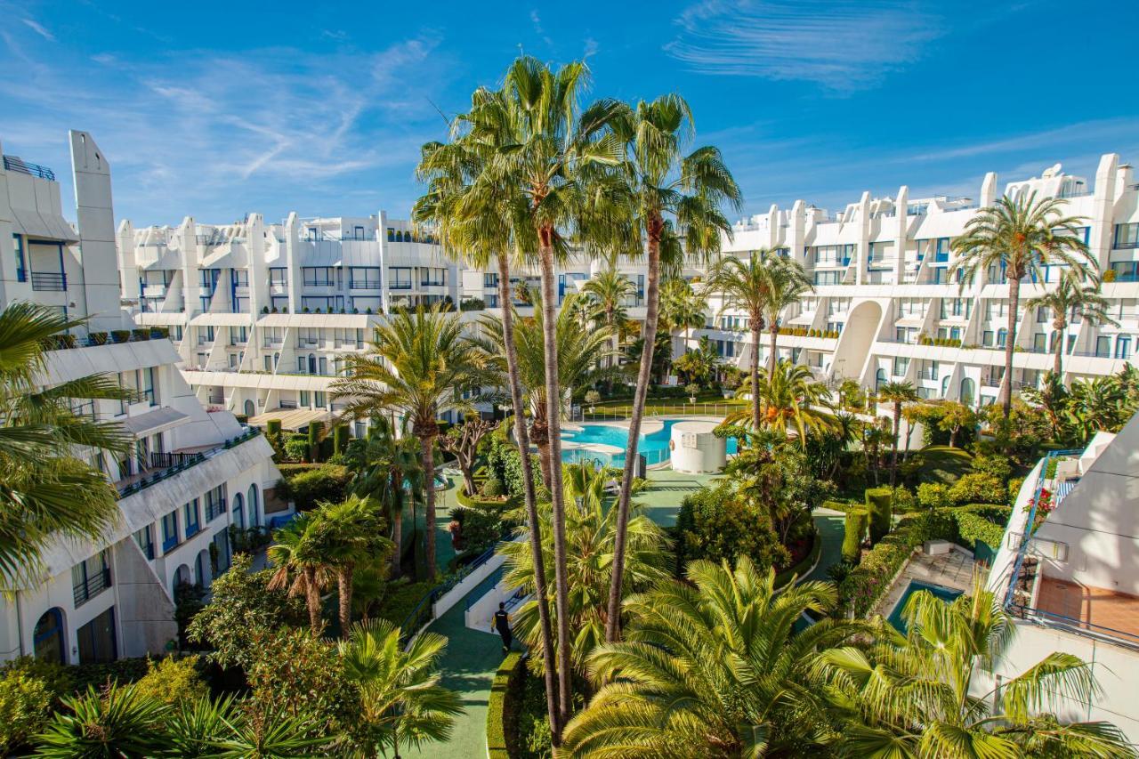 Duplex Apartment On The Beach 71 マルベーリャ エクステリア 写真