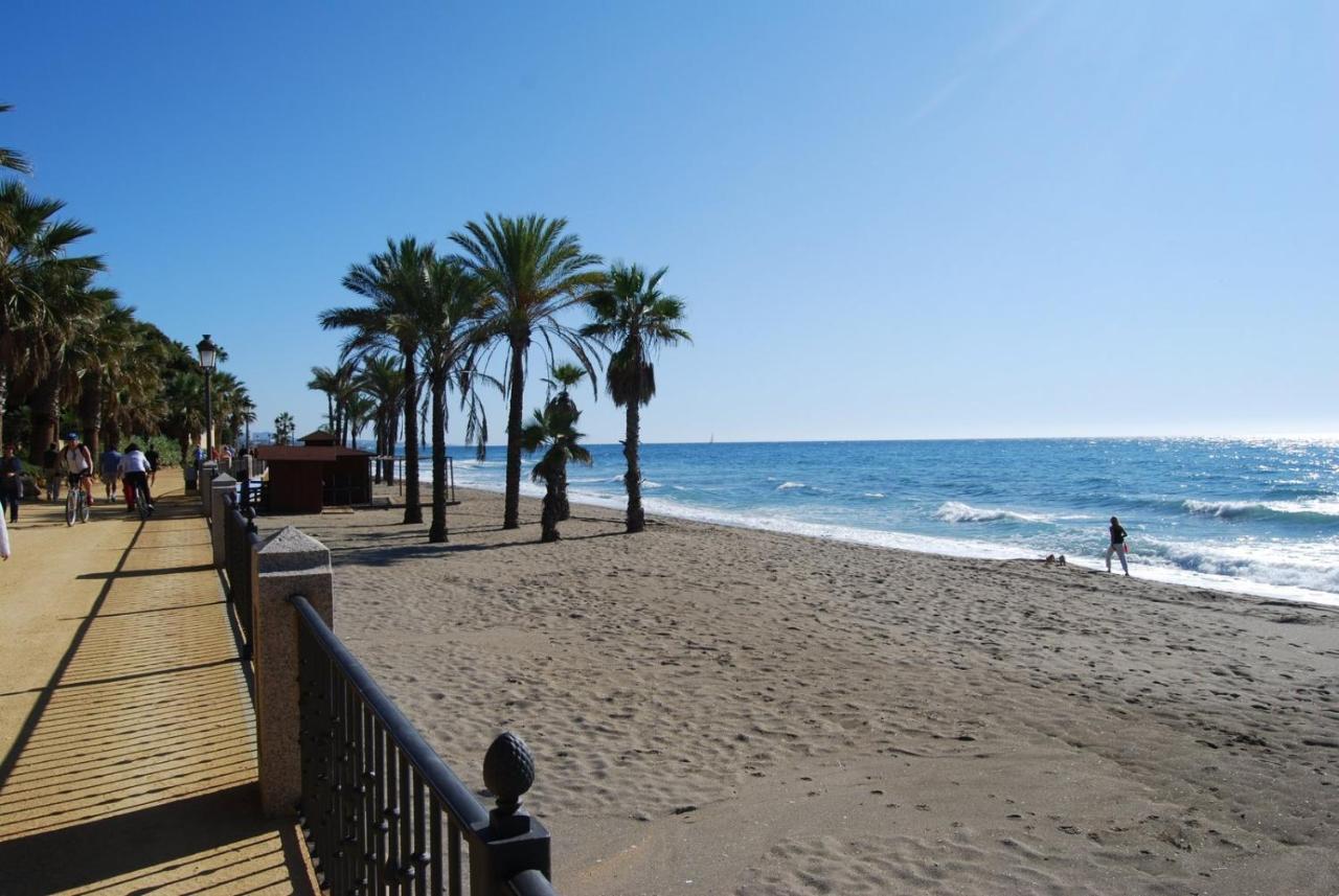 Duplex Apartment On The Beach 71 マルベーリャ エクステリア 写真